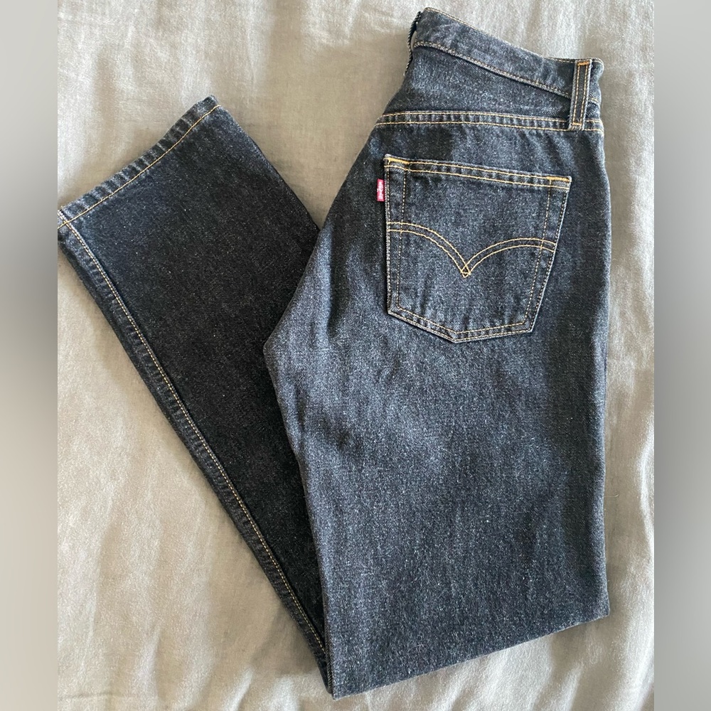 VINTAGE Y2K Levi’s 501 Women’s Jeans Size 28